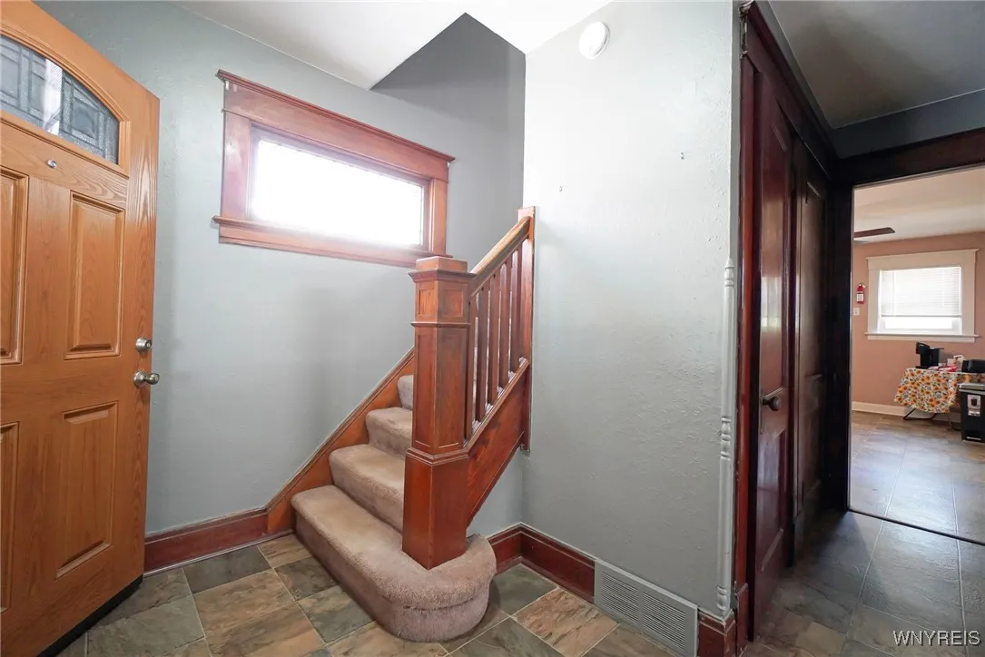749 16th Street, Niagara Falls, New York 14301, Niagara Falls, New York 14301, 3 Bedrooms Bedrooms, 6 Rooms Rooms,1 BathroomBathrooms,Residential,For Sale,749 16th Street, Niagara Falls, New York 14301,0,B1637236