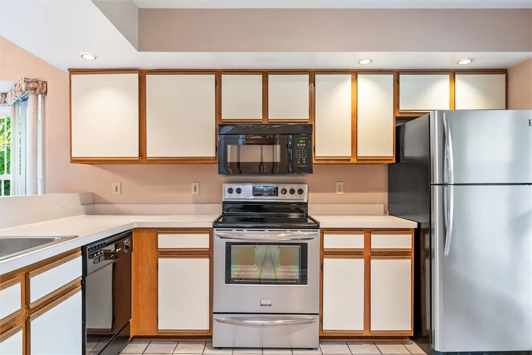 1331 Wellington Dr Drive, Victor, New York 14564, Victor, New York 14564, 2 Bedrooms Bedrooms, 5 Rooms Rooms,2 BathroomsBathrooms,Residential,Closed,1331 Wellington Dr Drive, Victor, New York 14564,0,R1637315