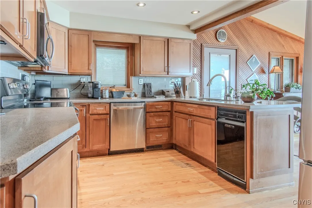 14442 Snowshoe Road, Henderson, New York 13650, Henderson, New York 13650, 3 Bedrooms Bedrooms, 8 Rooms Rooms,2 BathroomsBathrooms,Residential,Closed,14442 Snowshoe Road, Henderson, New York 13650,0,S1636368