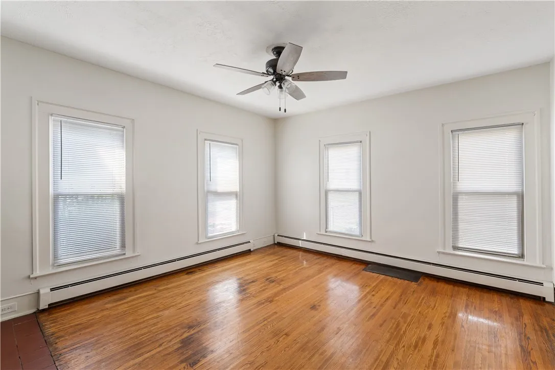 27 East Washington Street, Hornell, New York 14843, Hornell, New York 14843, 3 Bedrooms Bedrooms, 6 Rooms Rooms,1 BathroomBathrooms,Residential,Closed,27 East Washington Street, Hornell, New York 14843,0,R1635810