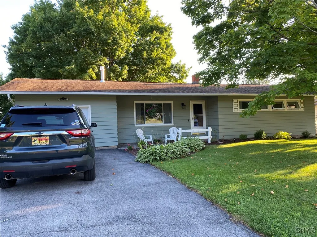 383 Northfield Way, Camillus, New York 13031, Camillus, New York 13031, 2 Bedrooms Bedrooms, 6 Rooms Rooms,1 BathroomBathrooms,Residential Lease,Closed,383 Northfield Way, Camillus, New York 13031,0,S1637816