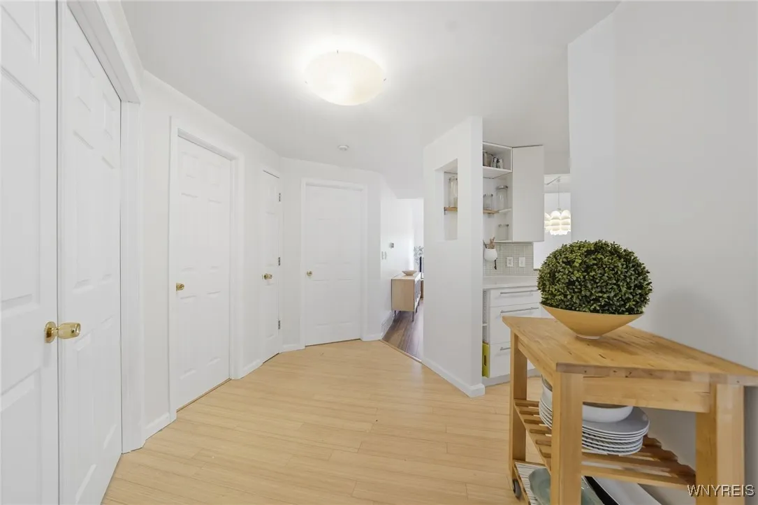 4d Beacon Park D, Amherst, New York 14228, Amherst, New York 14228, 2 Bedrooms Bedrooms, 7 Rooms Rooms,2 BathroomsBathrooms,Residential,For Sale,4d Beacon Park D, Amherst, New York 14228,0,B1637290