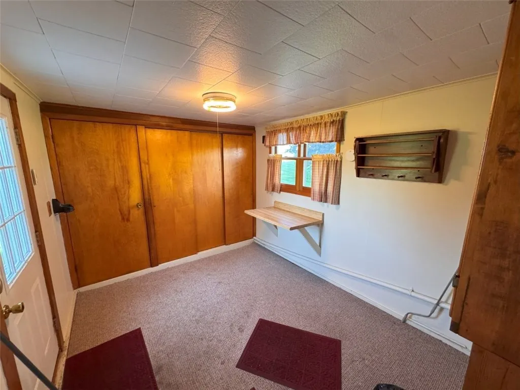 1756 Whiskey Hill, Waterloo, New York 13165, Waterloo, New York 13165, 5 Bedrooms Bedrooms, 9 Rooms Rooms,1 BathroomBathrooms,Residential,Closed,1756 Whiskey Hill, Waterloo, New York 13165,0,R1637811