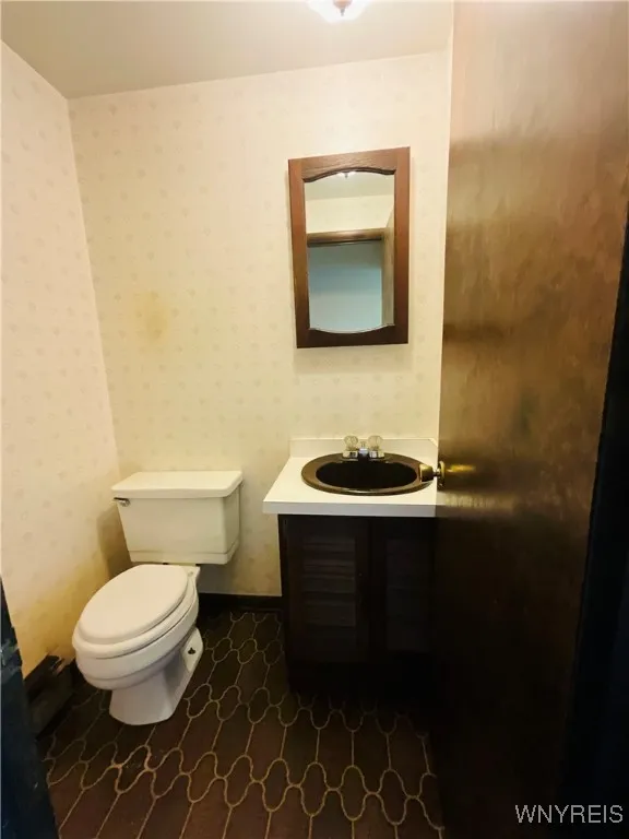 73 Birkshire Drive, Grand Island, New York 14072, Grand Island, New York 14072, 3 Bedrooms Bedrooms, 7 Rooms Rooms,1 BathroomBathrooms,Residential,For Sale,73 Birkshire Drive, Grand Island, New York 14072,0,B1637880