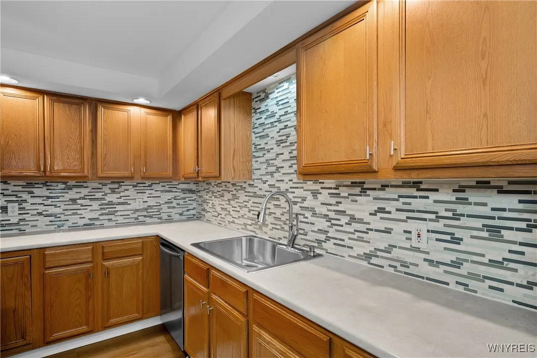 29 Olde Stone Lane, Lancaster, New York 14086, Lancaster, New York 14086, 2 Bedrooms Bedrooms, 6 Rooms Rooms,2 BathroomsBathrooms,Residential,Closed,29 Olde Stone Lane, Lancaster, New York 14086,0,B1636657