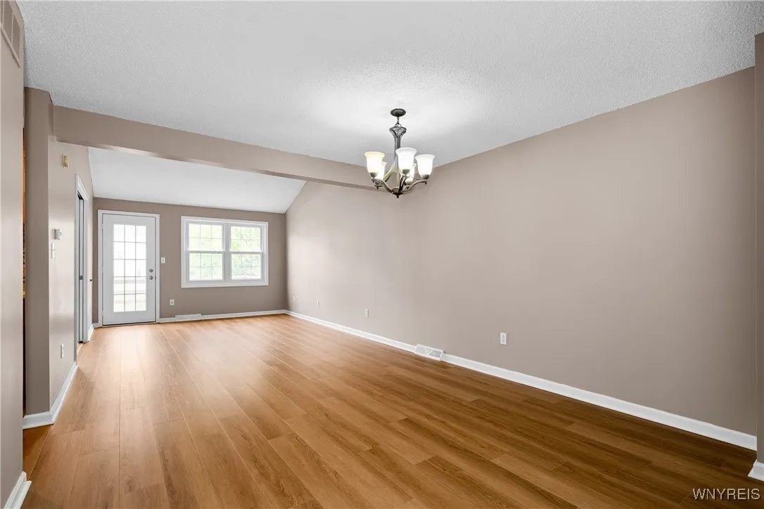 29 Olde Stone Lane, Lancaster, New York 14086, Lancaster, New York 14086, 2 Bedrooms Bedrooms, 6 Rooms Rooms,2 BathroomsBathrooms,Residential,Closed,29 Olde Stone Lane, Lancaster, New York 14086,0,B1636657