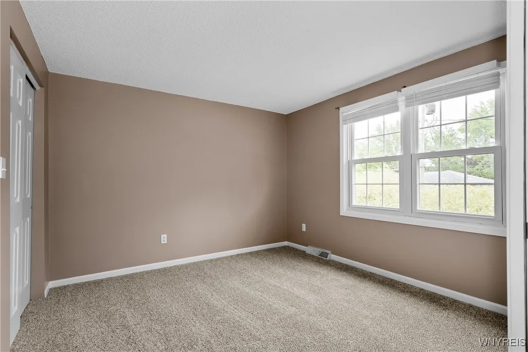 29 Olde Stone Lane, Lancaster, New York 14086, Lancaster, New York 14086, 2 Bedrooms Bedrooms, 6 Rooms Rooms,2 BathroomsBathrooms,Residential,Closed,29 Olde Stone Lane, Lancaster, New York 14086,0,B1636657