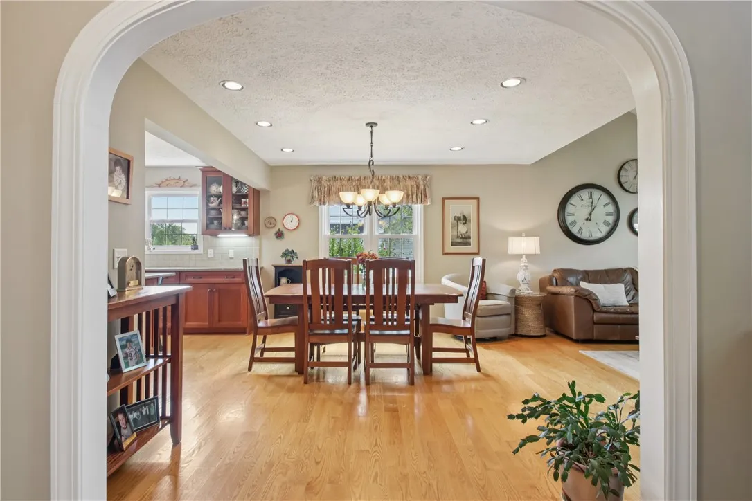 12 Jamie Lynn Drive, Chili, New York 14428, Chili, New York 14428, 3 Bedrooms Bedrooms, 6 Rooms Rooms,2 BathroomsBathrooms,Residential,Closed,12 Jamie Lynn Drive, Chili, New York 14428,0,R1637902