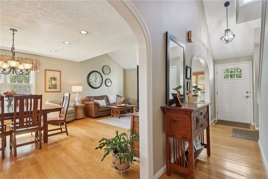 12 Jamie Lynn Drive, Chili, New York 14428, Chili, New York 14428, 3 Bedrooms Bedrooms, 6 Rooms Rooms,2 BathroomsBathrooms,Residential,Closed,12 Jamie Lynn Drive, Chili, New York 14428,0,R1637902