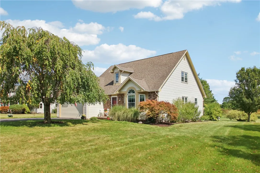 12 Jamie Lynn Drive, Chili, New York 14428, Chili, New York 14428, 3 Bedrooms Bedrooms, 6 Rooms Rooms,2 BathroomsBathrooms,Residential,Closed,12 Jamie Lynn Drive, Chili, New York 14428,0,R1637902