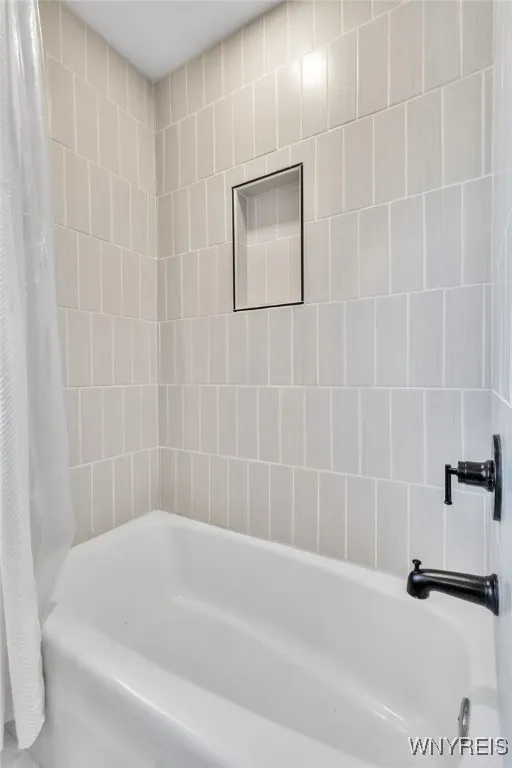 62 Warren Avenue, West Seneca, New York 14224, West Seneca, New York 14224, 4 Bedrooms Bedrooms, 7 Rooms Rooms,2 BathroomsBathrooms,Residential,For Sale,62 Warren Avenue, West Seneca, New York 14224,0,B1637506