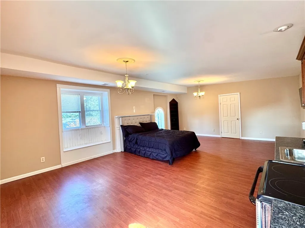 24 Grover Street, Auburn, New York 13021, Auburn, New York 13021, 5 Bedrooms Bedrooms, 10 Rooms Rooms,2 BathroomsBathrooms,Residential,Closed,24 Grover Street, Auburn, New York 13021,0,S1637972