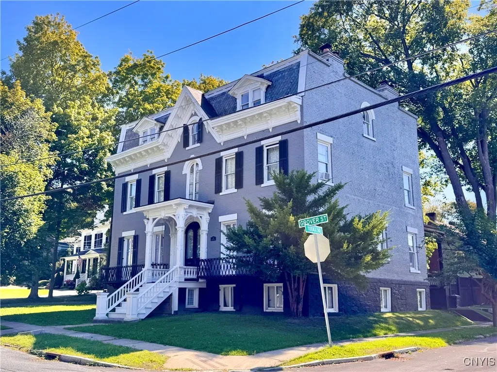 24 Grover Street, Auburn, New York 13021, Auburn, New York 13021, 5 Bedrooms Bedrooms, 10 Rooms Rooms,2 BathroomsBathrooms,Residential,Closed,24 Grover Street, Auburn, New York 13021,0,S1637972