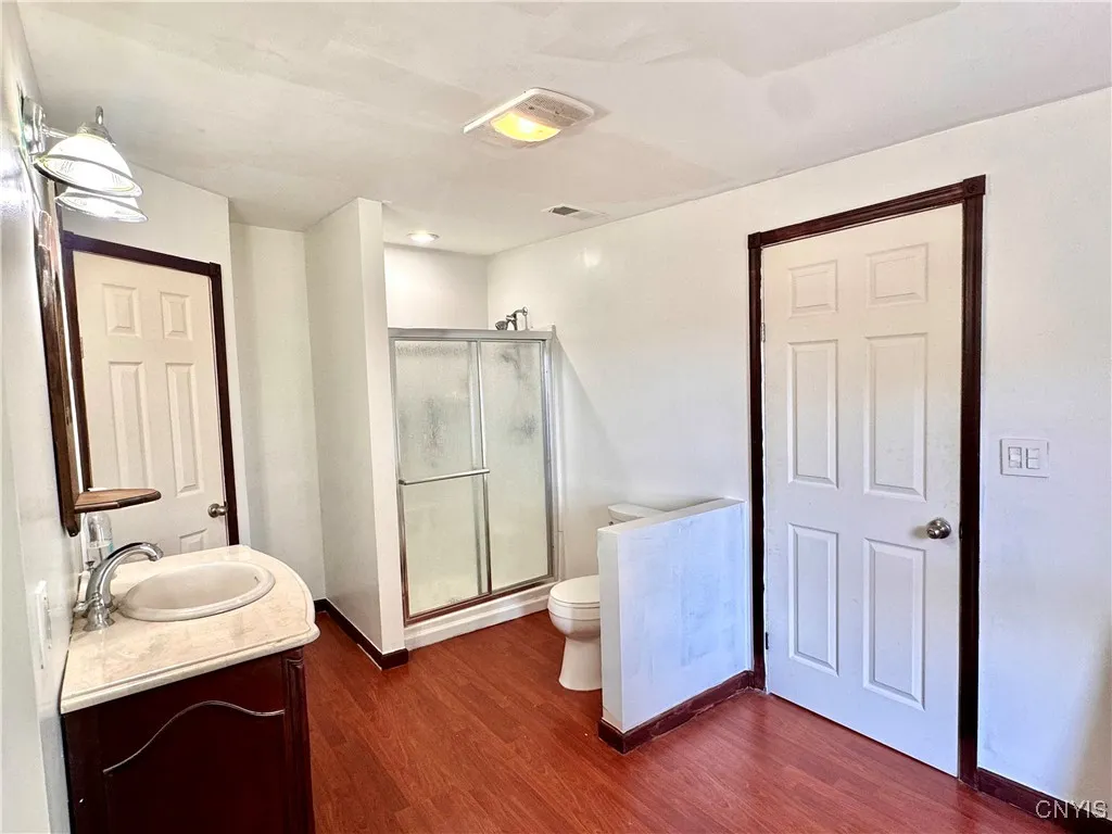 24 Grover Street, Auburn, New York 13021, Auburn, New York 13021, 5 Bedrooms Bedrooms, 10 Rooms Rooms,2 BathroomsBathrooms,Residential,Closed,24 Grover Street, Auburn, New York 13021,0,S1637972