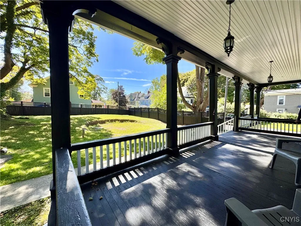 24 Grover Street, Auburn, New York 13021, Auburn, New York 13021, 5 Bedrooms Bedrooms, 10 Rooms Rooms,2 BathroomsBathrooms,Residential,Closed,24 Grover Street, Auburn, New York 13021,0,S1637972