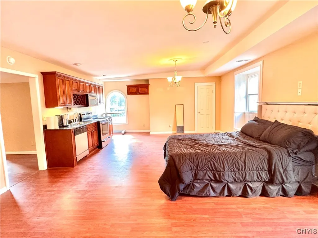 24 Grover Street, Auburn, New York 13021, Auburn, New York 13021, 5 Bedrooms Bedrooms, 10 Rooms Rooms,2 BathroomsBathrooms,Residential,Closed,24 Grover Street, Auburn, New York 13021,0,S1637972