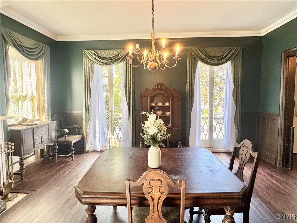 24 Grover Street, Auburn, New York 13021, Auburn, New York 13021, 5 Bedrooms Bedrooms, 10 Rooms Rooms,2 BathroomsBathrooms,Residential,Closed,24 Grover Street, Auburn, New York 13021,0,S1637972