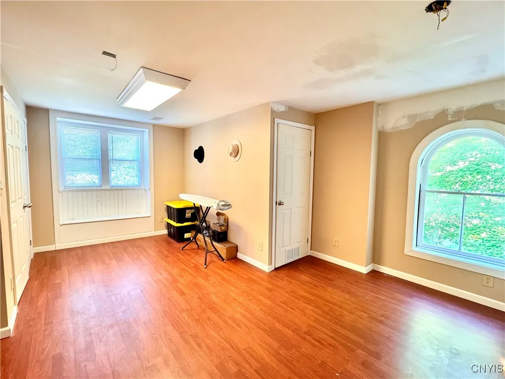 24 Grover Street, Auburn, New York 13021, Auburn, New York 13021, 5 Bedrooms Bedrooms, 10 Rooms Rooms,2 BathroomsBathrooms,Residential,Closed,24 Grover Street, Auburn, New York 13021,0,S1637972