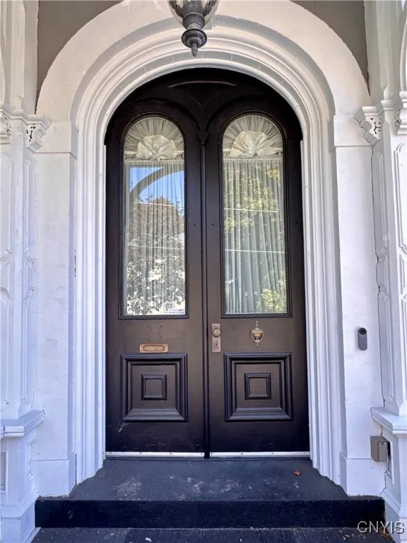 24 Grover Street, Auburn, New York 13021, Auburn, New York 13021, 5 Bedrooms Bedrooms, 10 Rooms Rooms,2 BathroomsBathrooms,Residential,Closed,24 Grover Street, Auburn, New York 13021,0,S1637972