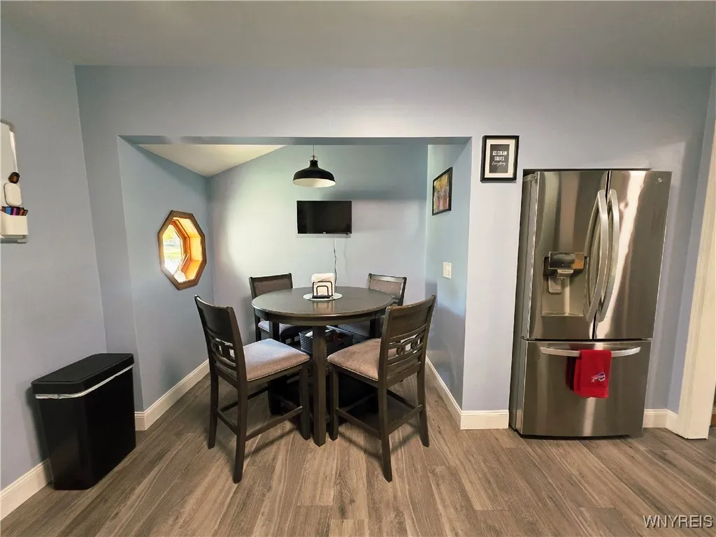 646 Alt Boulevard, Grand Island, New York 14072, Grand Island, New York 14072, 3 Bedrooms Bedrooms, 6 Rooms Rooms,1 BathroomBathrooms,Residential,For Sale,646 Alt Boulevard, Grand Island, New York 14072,0,B1637728