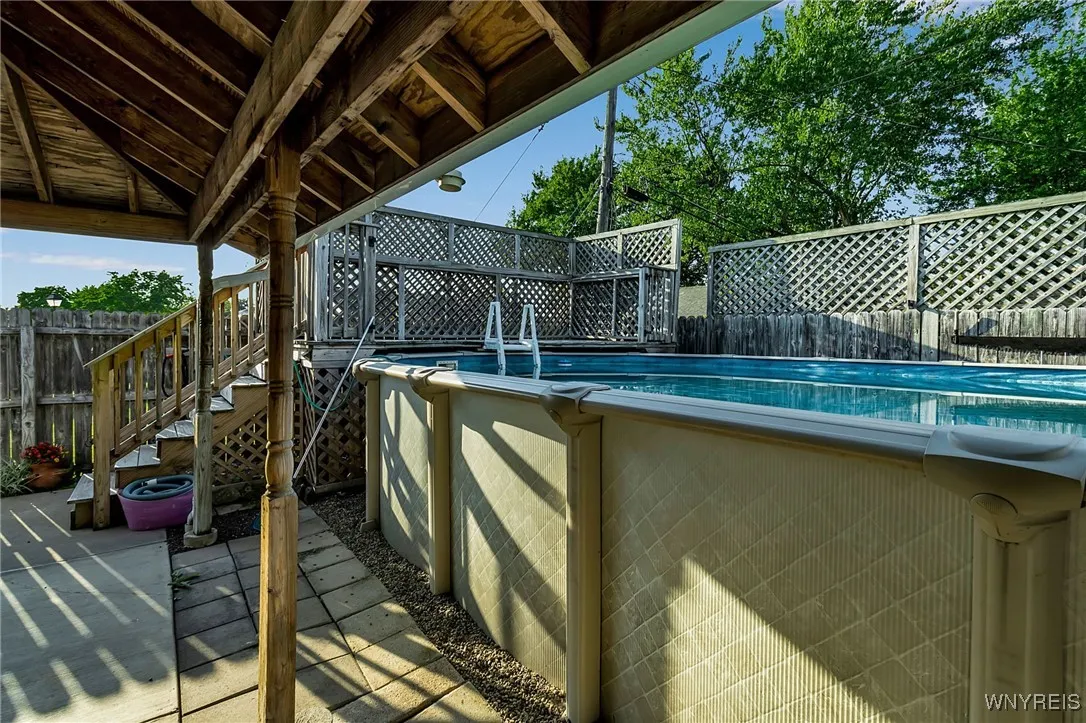 4 Kelvin Drive, Tonawanda, New York 14223, Tonawanda, New York 14223, 3 Bedrooms Bedrooms, 8 Rooms Rooms,2 BathroomsBathrooms,Residential,For Sale,4 Kelvin Drive, Tonawanda, New York 14223,0,B1637803