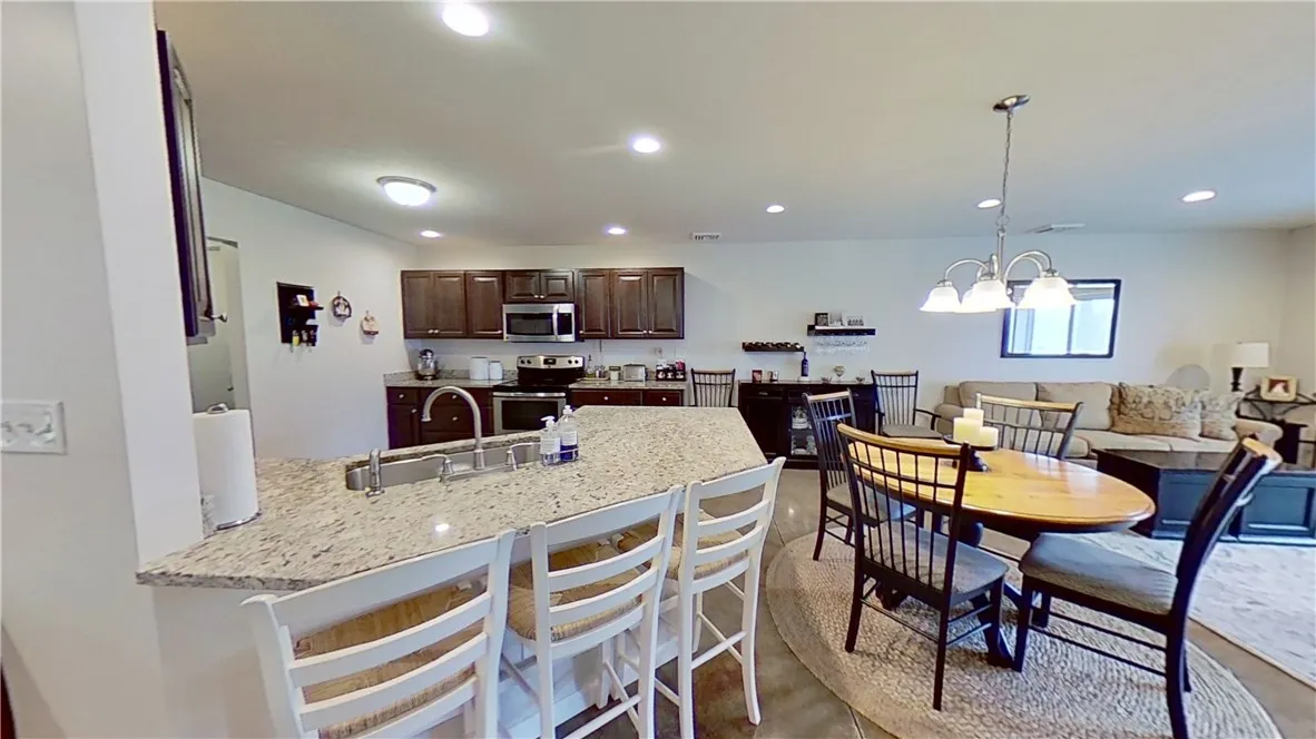 Geneva Town, New York 14456, 2 Bedrooms Bedrooms, 5 Rooms Rooms,2 BathroomsBathrooms,Residential Lease,For Rent,0,R1638001