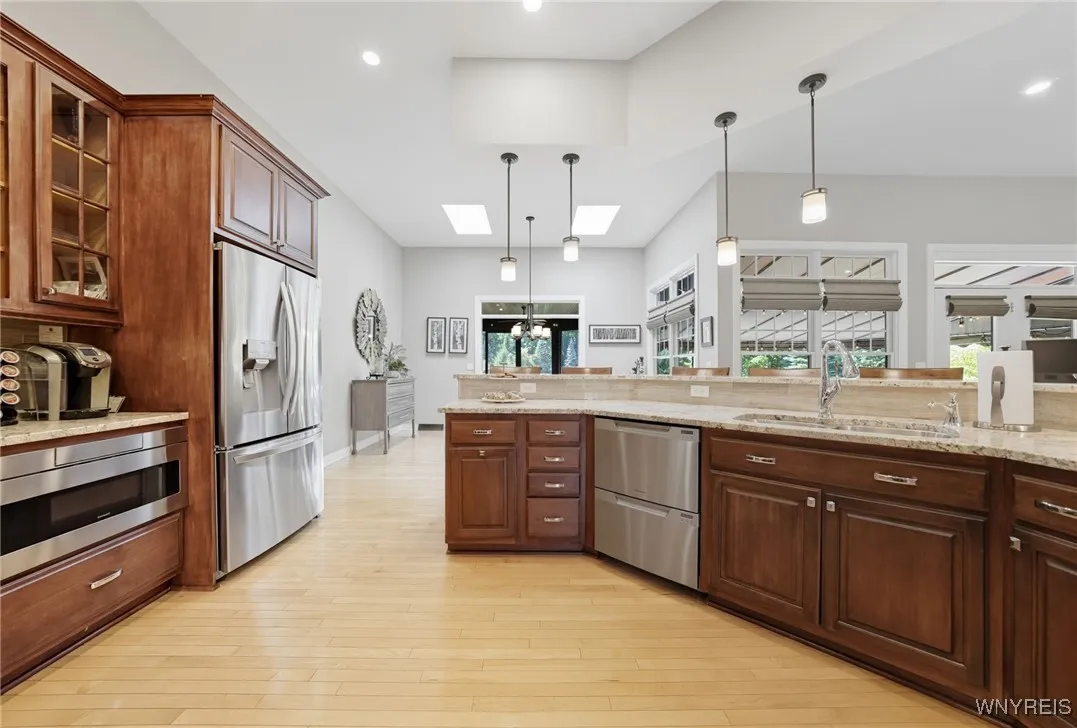 3755 Hampton Brook Drive, Hamburg, New York 14075, Hamburg, New York 14075, 4 Bedrooms Bedrooms, 10 Rooms Rooms,2 BathroomsBathrooms,Residential,For Sale,3755 Hampton Brook Drive, Hamburg, New York 14075,0,B1634105