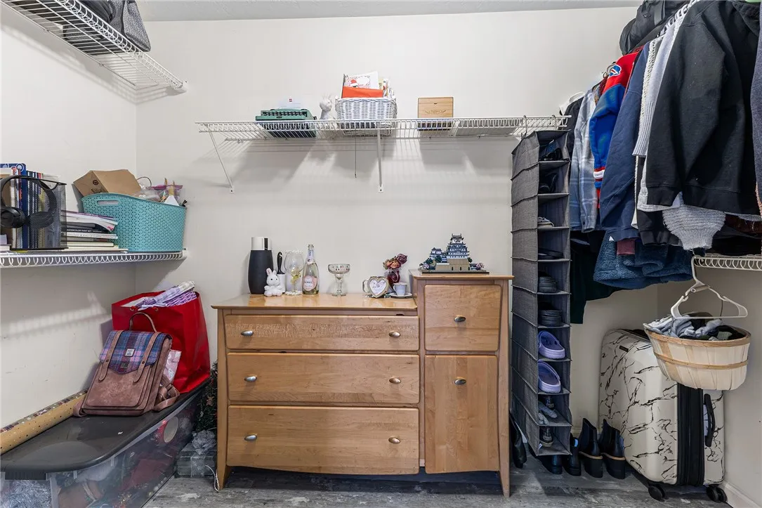 6045 Trillium Trail, Ontario, New York 14519, Ontario, New York 14519, 3 Bedrooms Bedrooms, 7 Rooms Rooms,2 BathroomsBathrooms,Residential,Closed,6045 Trillium Trail, Ontario, New York 14519,0,R1636030