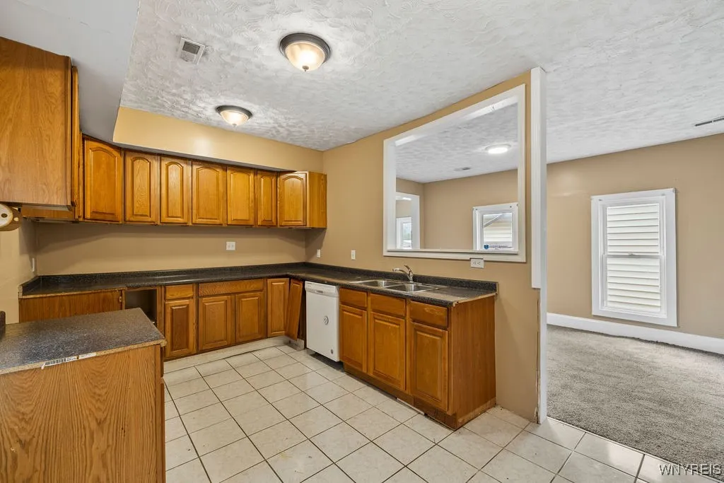 148 Schenck Street, North Tonawanda, New York 1412, North Tonawanda, New York 14120, 4 Bedrooms Bedrooms, 8 Rooms Rooms,2 BathroomsBathrooms,Residential,For Sale,148 Schenck Street, North Tonawanda, New York 1412,0,B1638018
