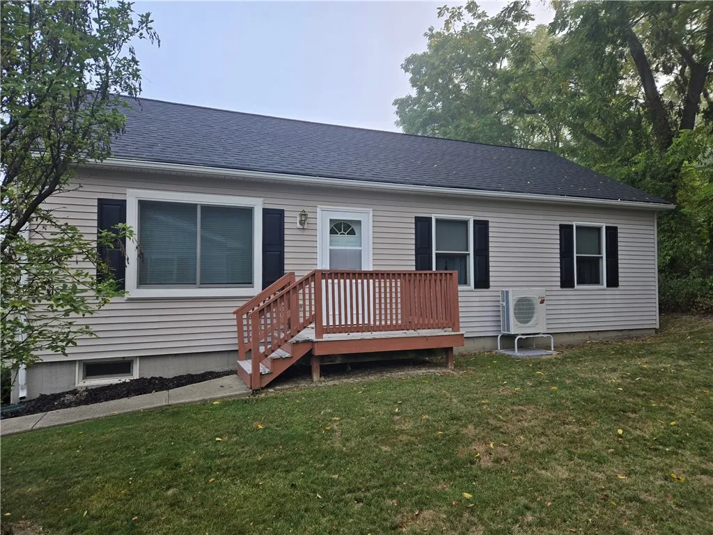 6 Spruce, Benton, New York 14527, Benton, New York 14527, 2 Bedrooms Bedrooms, 5 Rooms Rooms,1 BathroomBathrooms,Residential,Closed,6 Spruce, Benton, New York 14527,0,R1638002