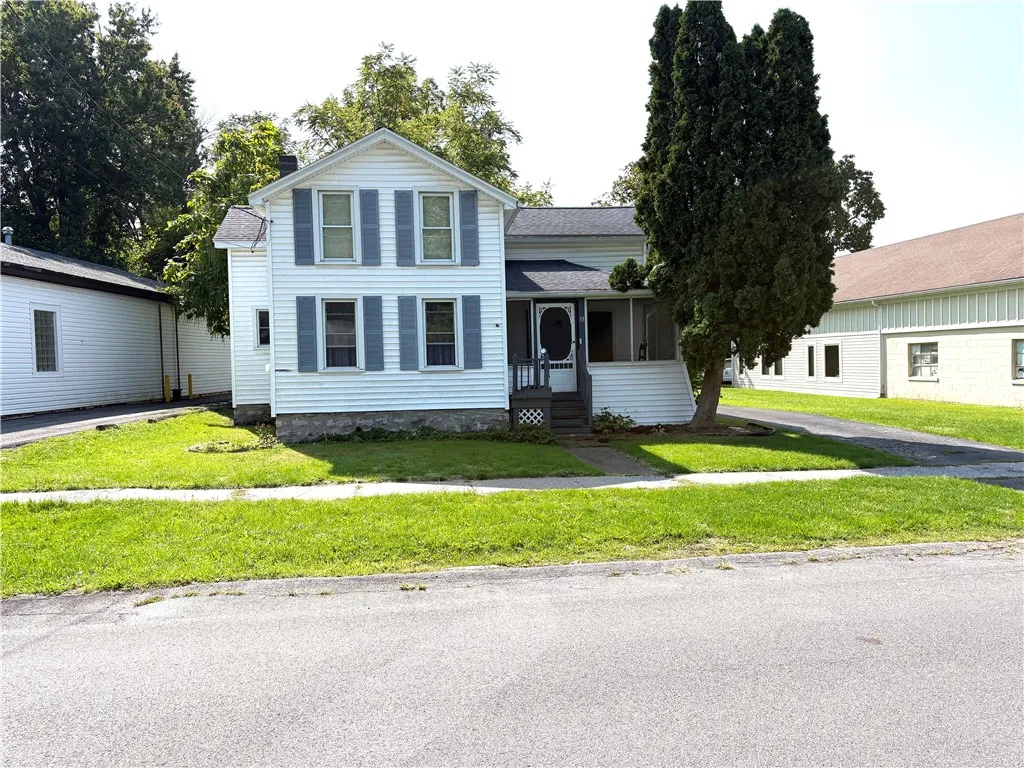 33 West W Williams St Street, Waterloo, New York 1, Waterloo, New York 13165, 3 Bedrooms Bedrooms, 6 Rooms Rooms,1 BathroomBathrooms,Residential,For Sale,33 West W Williams St Street, Waterloo, New York 1,0,R1638050