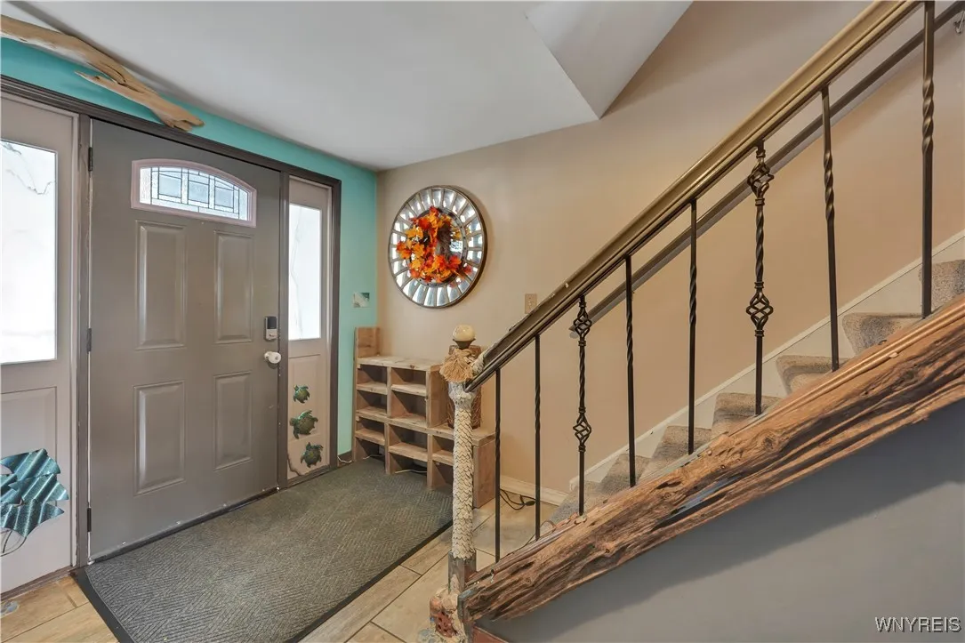 90 Maplewood Avenue, West Seneca, New York 14224, West Seneca, New York 14224, 4 Bedrooms Bedrooms, 7 Rooms Rooms,1 BathroomBathrooms,Residential,For Sale,90 Maplewood Avenue, West Seneca, New York 14224,0,B1637464