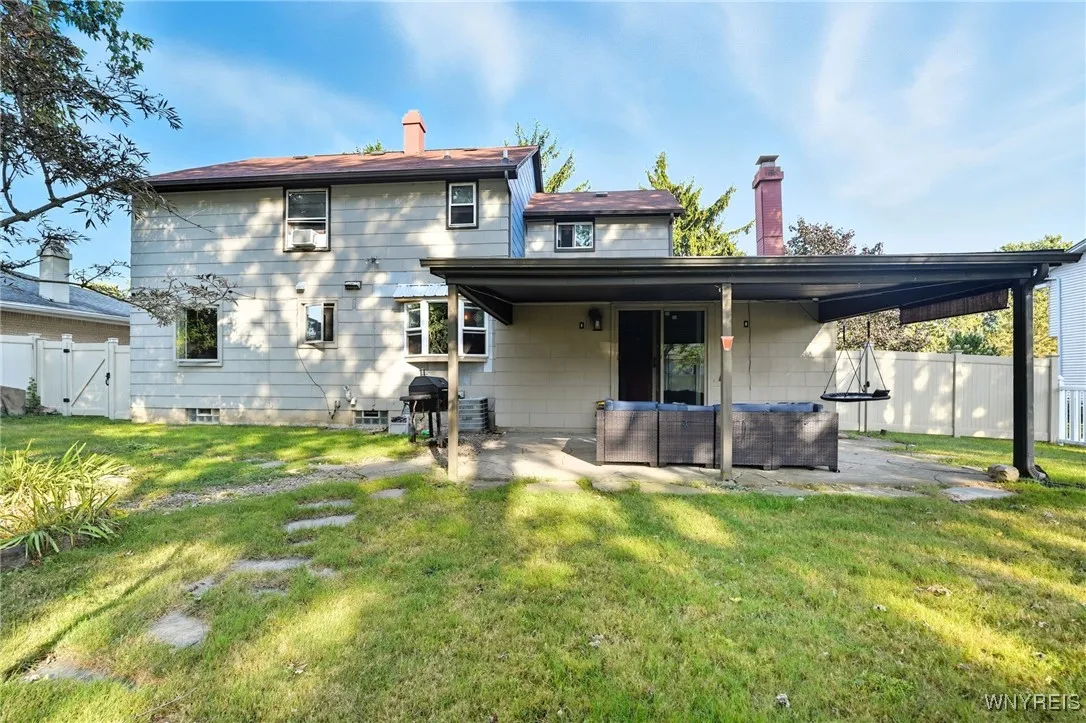 90 Maplewood Avenue, West Seneca, New York 14224, West Seneca, New York 14224, 4 Bedrooms Bedrooms, 7 Rooms Rooms,1 BathroomBathrooms,Residential,For Sale,90 Maplewood Avenue, West Seneca, New York 14224,0,B1637464