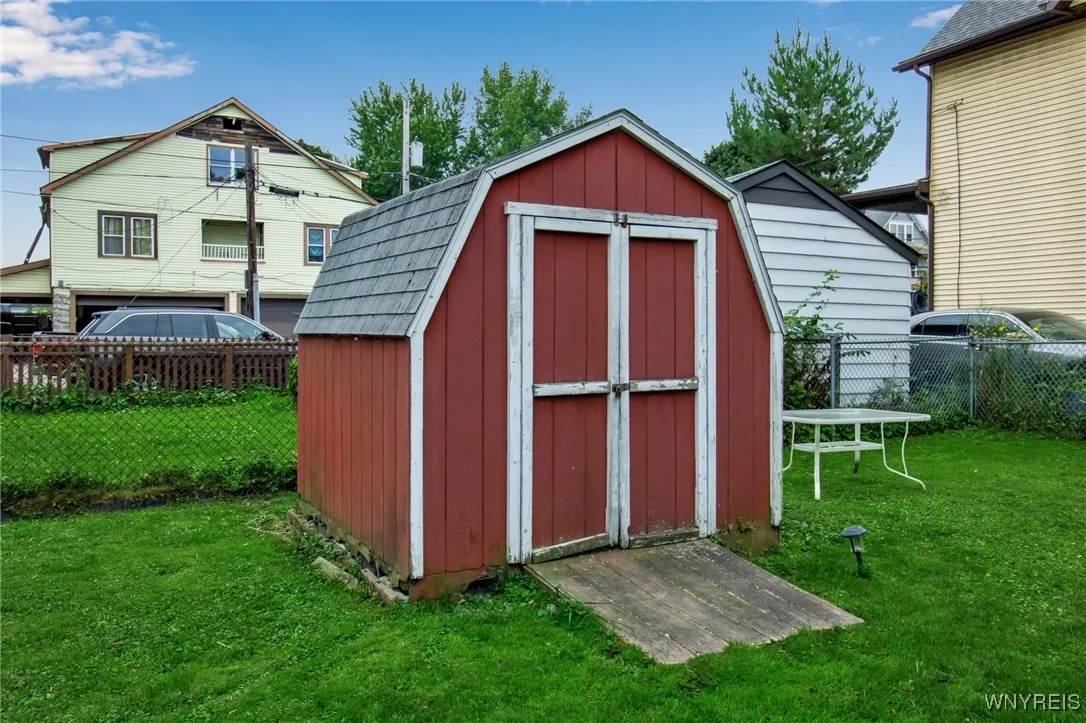 Shed