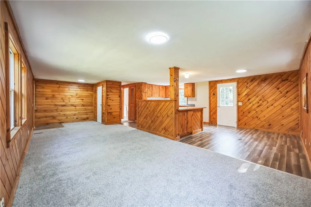 560 County Highway 112, Gloversville, New York 120, New York 12078, 3 Bedrooms Bedrooms, 5 Rooms Rooms,1 BathroomBathrooms,Residential,For Sale,560 County Highway 112, Gloversville, New York 120,0,R1638151