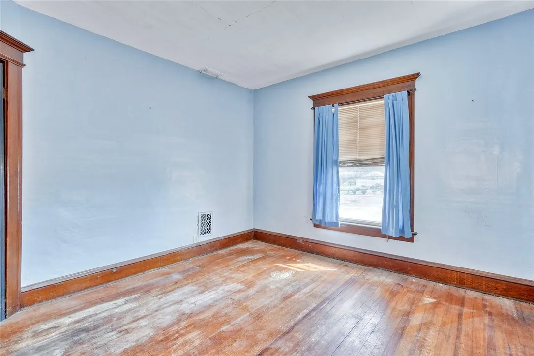 1021 Gravel Road, Webster, New York 14580, Webster, New York 14580, 3 Bedrooms Bedrooms, 7 Rooms Rooms,1 BathroomBathrooms,Residential,Closed,1021 Gravel Road, Webster, New York 14580,0,R1638142