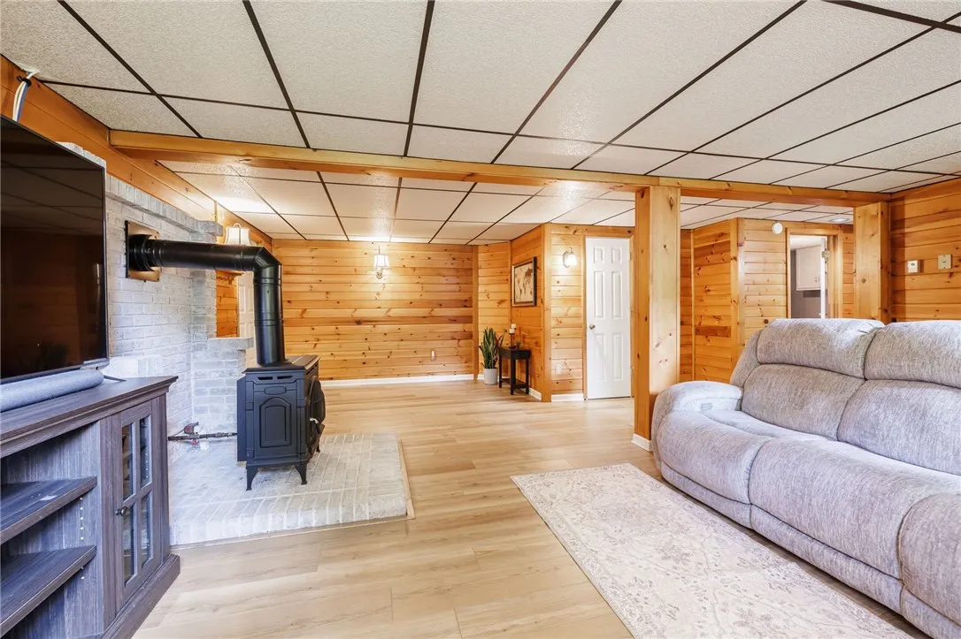 300 Pine Boulevard, Arcadia, New York 14513, Arcadia, New York 14513, 4 Bedrooms Bedrooms, 7 Rooms Rooms,2 BathroomsBathrooms,Residential,Closed,300 Pine Boulevard, Arcadia, New York 14513,0,R1637658