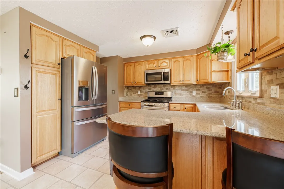 300 Pine Boulevard, Arcadia, New York 14513, Arcadia, New York 14513, 4 Bedrooms Bedrooms, 7 Rooms Rooms,2 BathroomsBathrooms,Residential,Closed,300 Pine Boulevard, Arcadia, New York 14513,0,R1637658