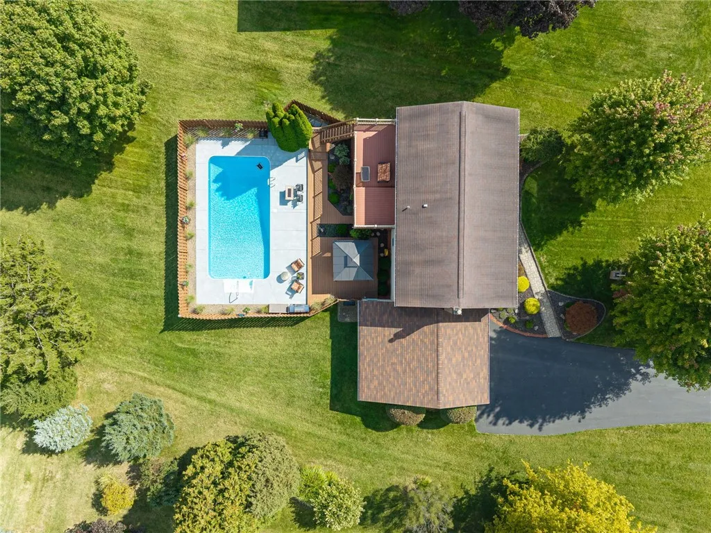 300 Pine Boulevard, Arcadia, New York 14513, Arcadia, New York 14513, 4 Bedrooms Bedrooms, 7 Rooms Rooms,2 BathroomsBathrooms,Residential,Closed,300 Pine Boulevard, Arcadia, New York 14513,0,R1637658