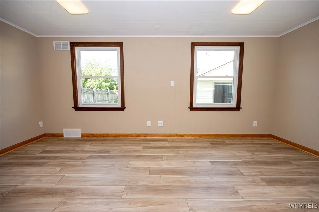 20 Gettysburg Avenue, Tonawanda, New York 14223, Tonawanda, New York 14223, 3 Bedrooms Bedrooms, 7 Rooms Rooms,2 BathroomsBathrooms,Residential,For Sale,20 Gettysburg Avenue, Tonawanda, New York 14223,0,B1637017
