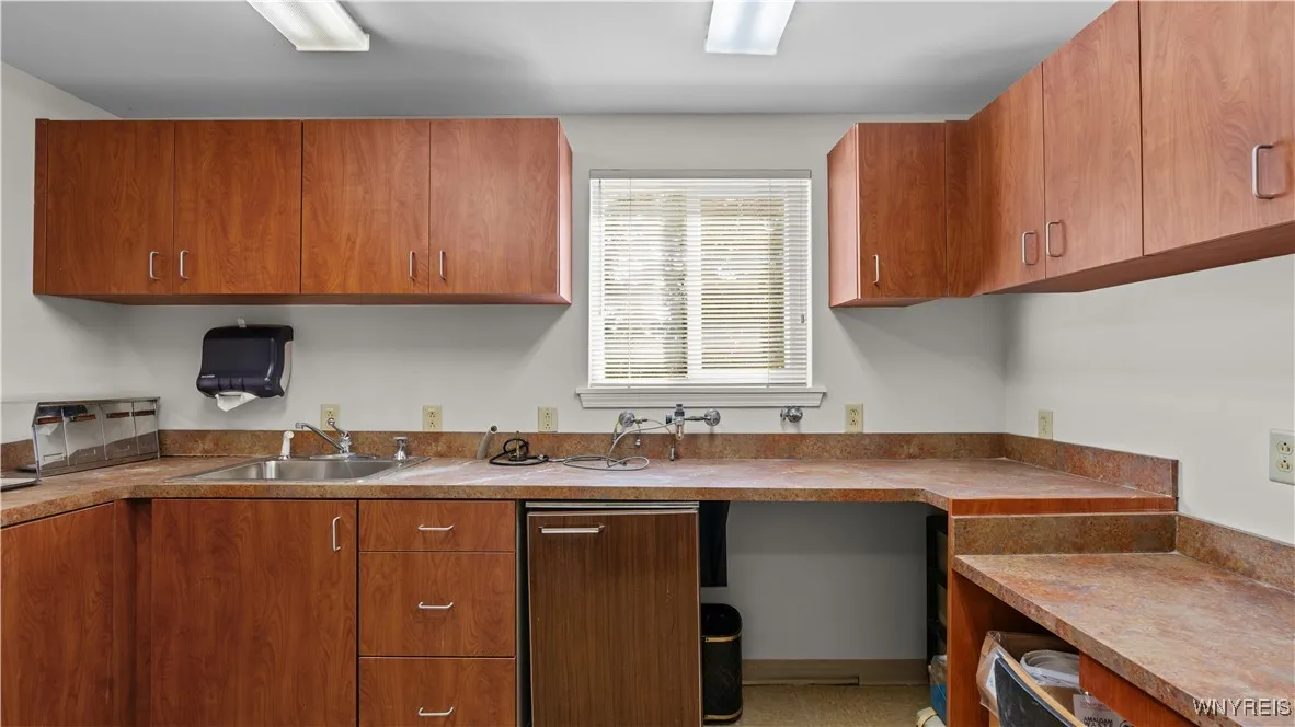 2533 Sheridan Drive, Tonawanda, New York 14150, Tonawanda, New York 14150, ,Commercial Sale,For Sale,2533 Sheridan Drive, Tonawanda, New York 14150,0,B1638156
