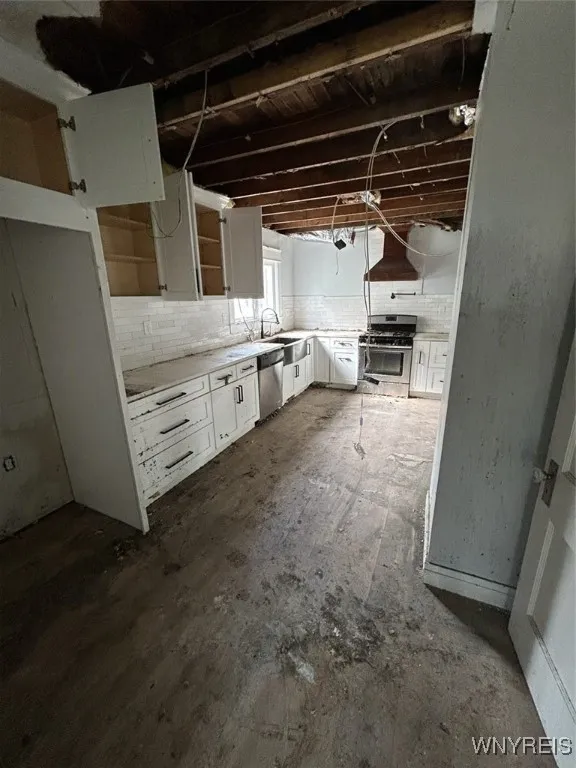 611 Marilla Street, Buffalo, New York 14220, Buffalo, New York 14220, 3 Bedrooms Bedrooms, 8 Rooms Rooms,1 BathroomBathrooms,Residential,Closed,611 Marilla Street, Buffalo, New York 14220,0,B1638252