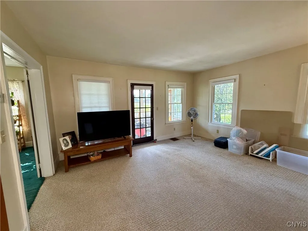 2594 School Street, Cazenovia, New York 13122, Cazenovia, New York 13122, 2 Bedrooms Bedrooms, 9 Rooms Rooms,1 BathroomBathrooms,Residential,Closed,2594 School Street, Cazenovia, New York 13122,0,S1637482
