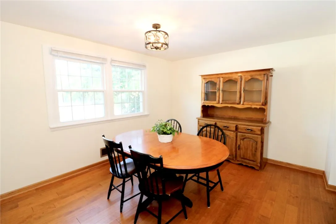 64 Coleman Avenue, Ogden, New York 14559, Ogden, New York 14559, 4 Bedrooms Bedrooms, 7 Rooms Rooms,2 BathroomsBathrooms,Residential,Closed,64 Coleman Avenue, Ogden, New York 14559,0,R1637707