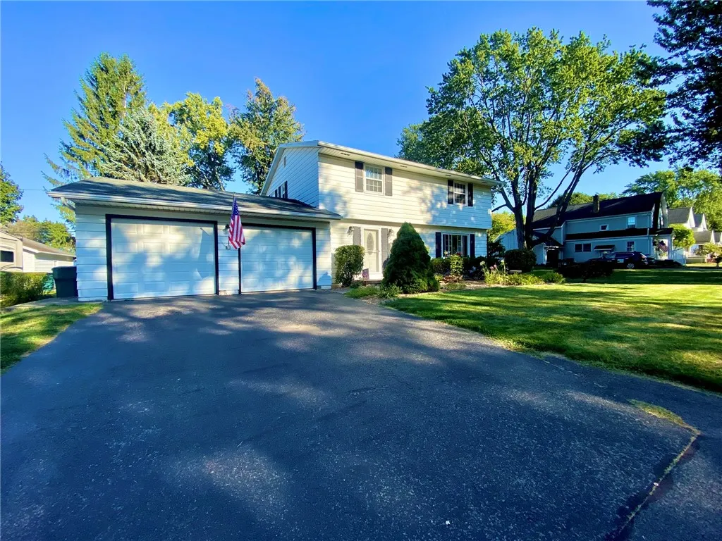 64 Coleman Avenue, Ogden, New York 14559, Ogden, New York 14559, 4 Bedrooms Bedrooms, 7 Rooms Rooms,2 BathroomsBathrooms,Residential,Closed,64 Coleman Avenue, Ogden, New York 14559,0,R1637707