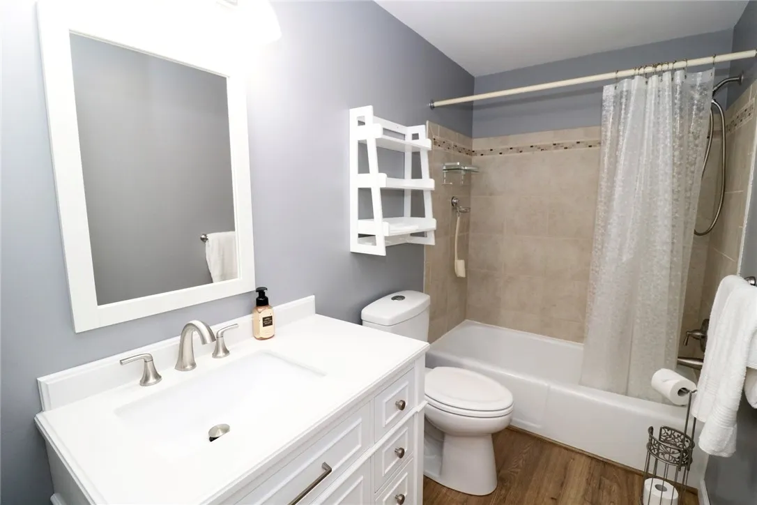 64 Coleman Avenue, Ogden, New York 14559, Ogden, New York 14559, 4 Bedrooms Bedrooms, 7 Rooms Rooms,2 BathroomsBathrooms,Residential,Closed,64 Coleman Avenue, Ogden, New York 14559,0,R1637707