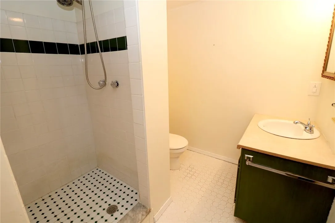 64 Coleman Avenue, Ogden, New York 14559, Ogden, New York 14559, 4 Bedrooms Bedrooms, 7 Rooms Rooms,2 BathroomsBathrooms,Residential,Closed,64 Coleman Avenue, Ogden, New York 14559,0,R1637707