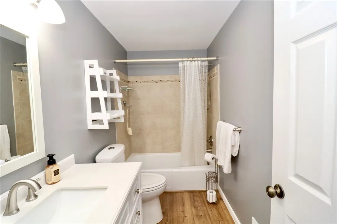 64 Coleman Avenue, Ogden, New York 14559, Ogden, New York 14559, 4 Bedrooms Bedrooms, 7 Rooms Rooms,2 BathroomsBathrooms,Residential,Closed,64 Coleman Avenue, Ogden, New York 14559,0,R1637707