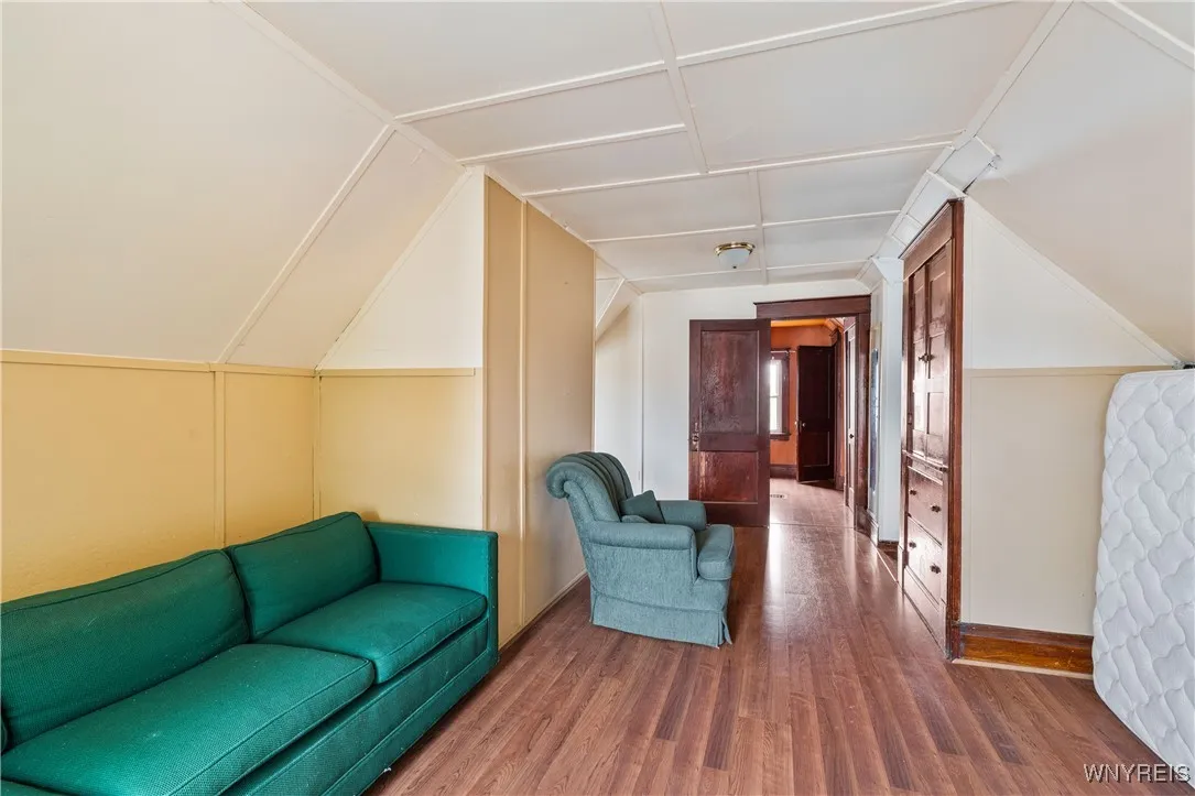 601 Spruce Avenue, Niagara Falls, New York 14301, Niagara Falls, New York 14301, 4 Bedrooms Bedrooms, 11 Rooms Rooms,3 BathroomsBathrooms,Residential,Closed,601 Spruce Avenue, Niagara Falls, New York 14301,0,B1638033