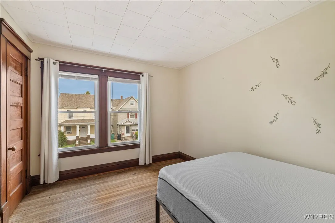 601 Spruce Avenue, Niagara Falls, New York 14301, Niagara Falls, New York 14301, 4 Bedrooms Bedrooms, 11 Rooms Rooms,3 BathroomsBathrooms,Residential,Closed,601 Spruce Avenue, Niagara Falls, New York 14301,0,B1638033